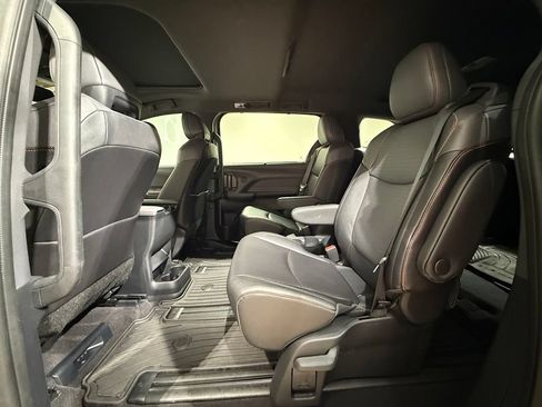 Certified 2024 Toyota Sienna XSE AWD/4WD image 20