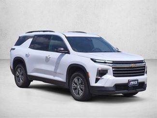 Used 2025 Chevrolet Traverse LT FWD video 3