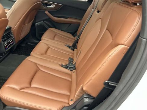 Used 2025 Audi Q7 3.0T Premium Plus w/ Premium Plus Package image 22