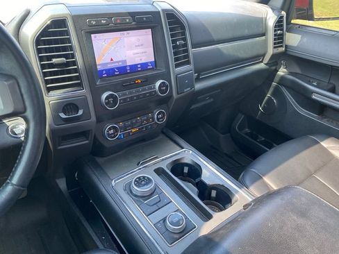 Used 2021 Ford Expedition Max XLT AWD/4WD image 24