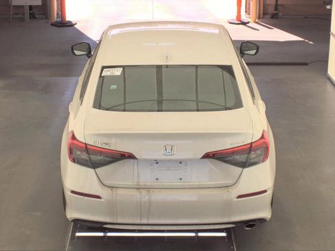 Used 2023 Honda Civic Sport image 8