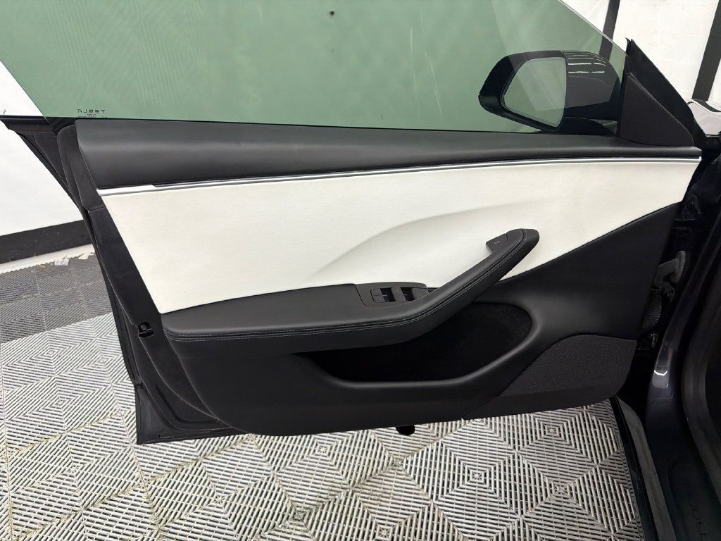 Used 2024 Tesla Model 3 Long Range RWD image 11