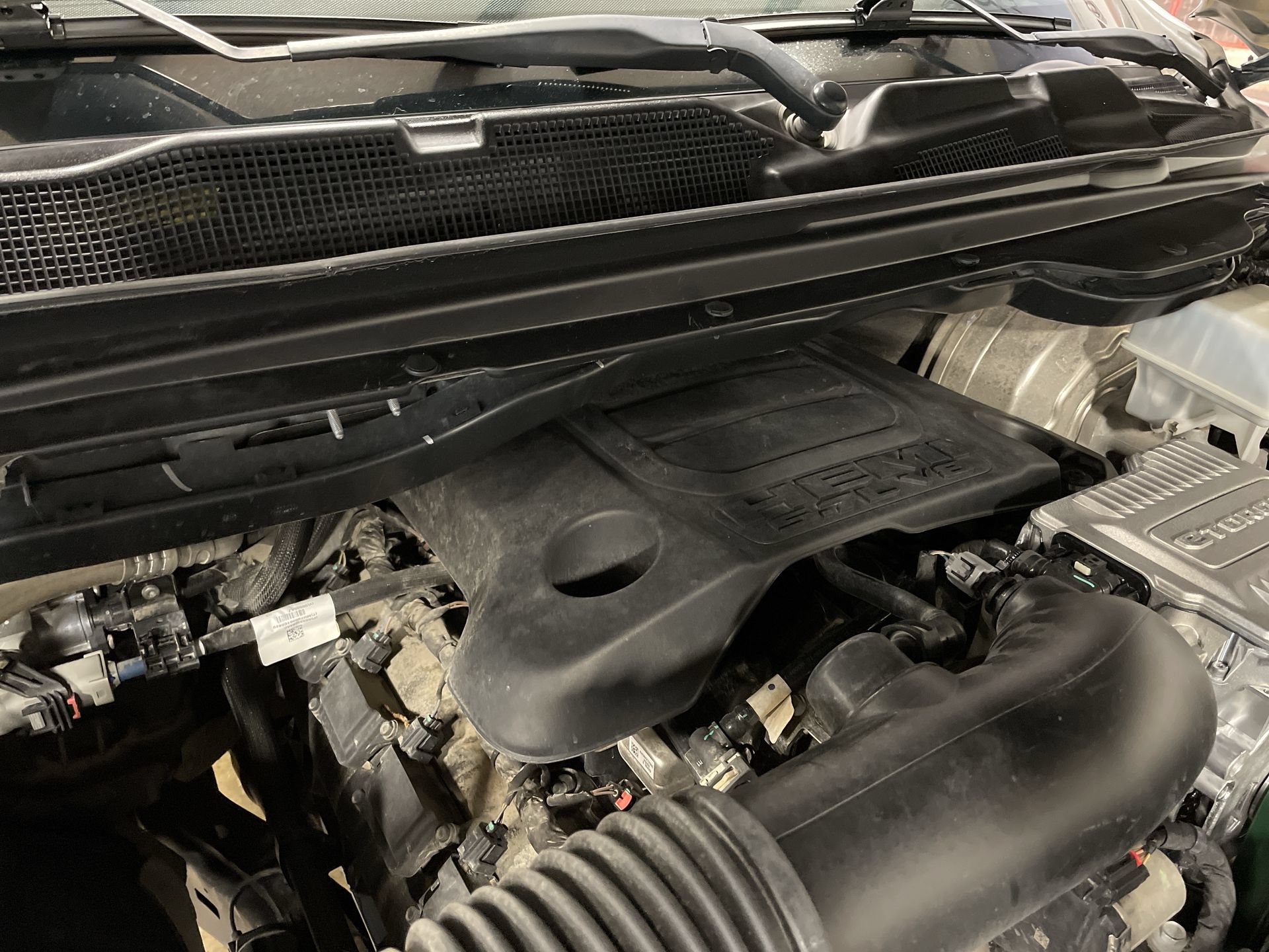 Used 2021 RAM 1500 4x4 Crew Cab image 27