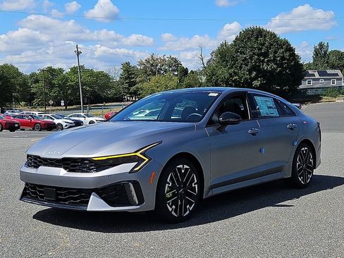 New 2026 Kia K5 GT image 3
