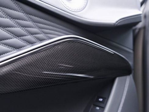 Used 2025 Lotus Eletre image 56