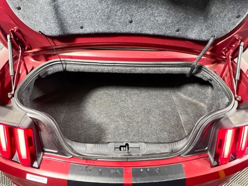 Used 2016 Ford Mustang Convertible w/ Equipment Group 051A image 31