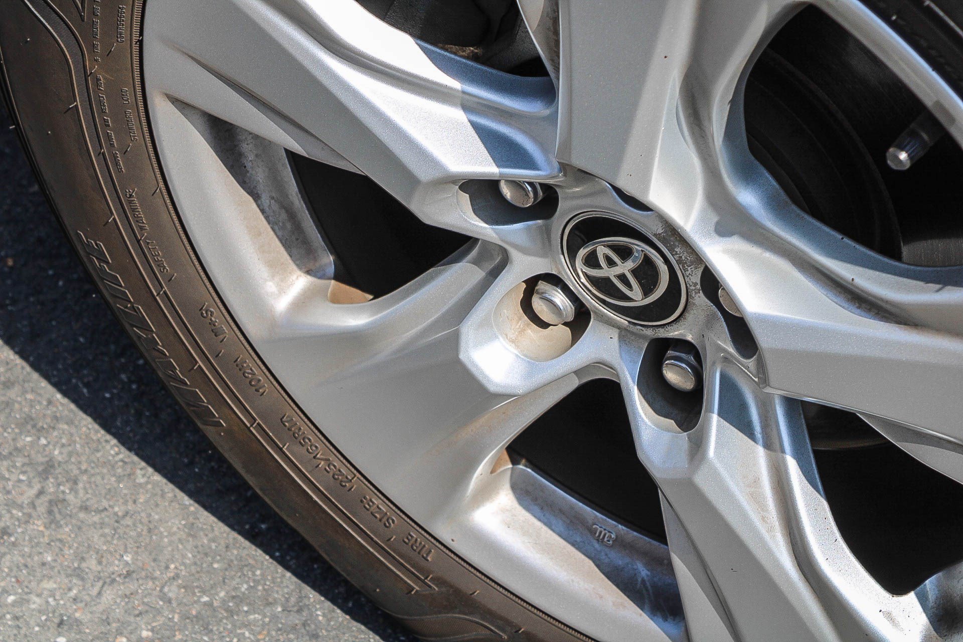 Used 2021 Toyota RAV4 XLE FWD image 13