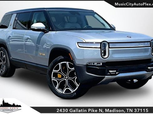 Used 2024 Rivian R1S Adventure AWD/4WD image 1