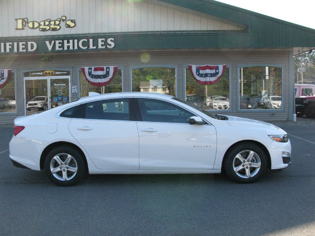 Used 2024 Chevrolet Malibu LT FWD image 3