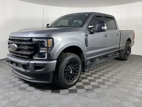 Used 2022 Ford F350 Lariat w/ Black Appearance Package AWD/4WD image 2