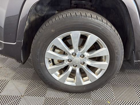 Used 2018 Jeep Cherokee Overland w/ Heavy Duty Protection Group image 16