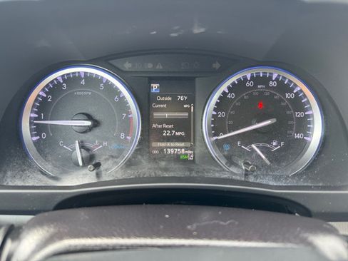 Used 2019 Toyota Highlander XLE AWD/4WD image 31