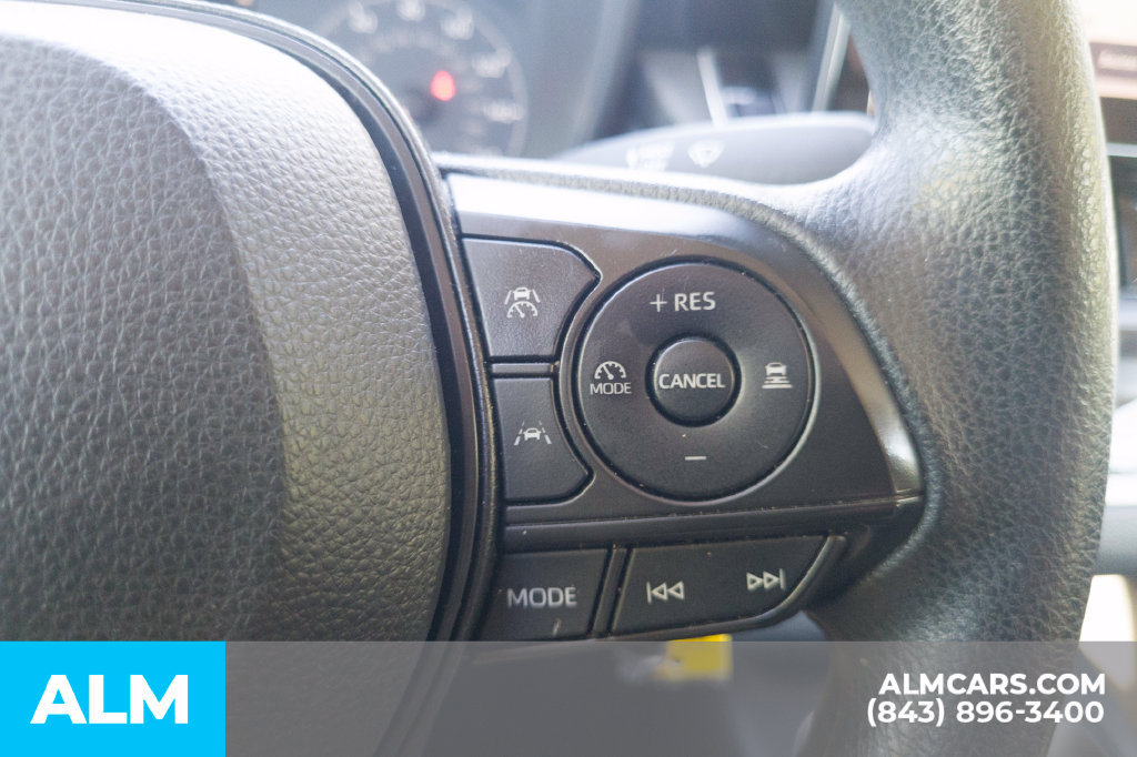 Used 2024 Toyota Corolla LE FWD image 27