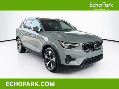 Used 2025 Volvo XC40 B5 Plus