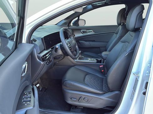 New 2026 Kia Sportage X-Line w/ X-Line Technology Package AWD/4WD image 13