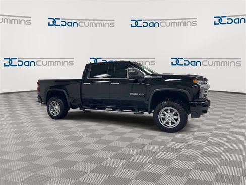 Used 2020 Chevrolet Silverado 2500 High Country w/ Z71 Off-Road Package image 9