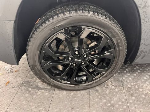 Used 2021 GMC Terrain SLT w/ Elevation Edition FWD image 17