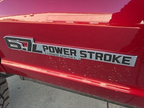 Used 2025 Ford F250 Lariat w/ Lariat Ultimate Package image 9