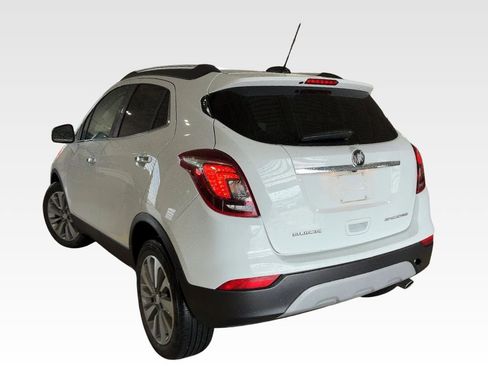 Used 2018 Buick Encore Preferred image 3