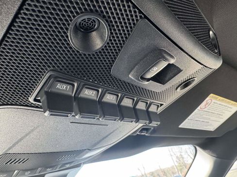 Used 2022 Ford F250 Lariat w/ Tremor Off-Road Package image 45