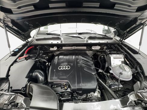 Used 2023 Audi Q5 2.0T Premium w/ Convenience Package AWD/4WD image 18