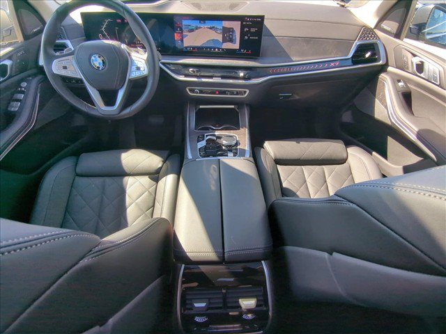 Used 2026 BMW X7 xDrive40i AWD/4WD image 19