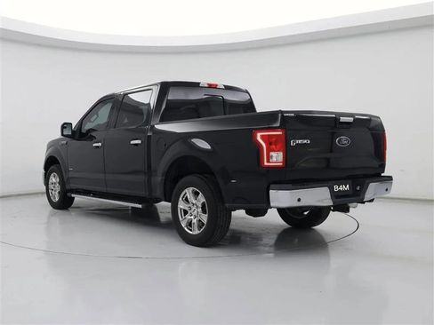 Used 2017 Ford F150 XLT w/ Equipment Group 302A Luxury image 5