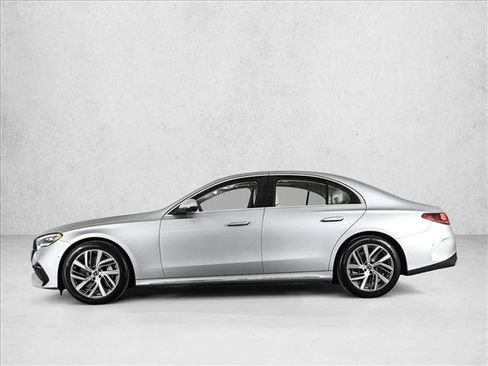 New 2026 Mercedes-Benz E 450 4MATIC Sedan image 9