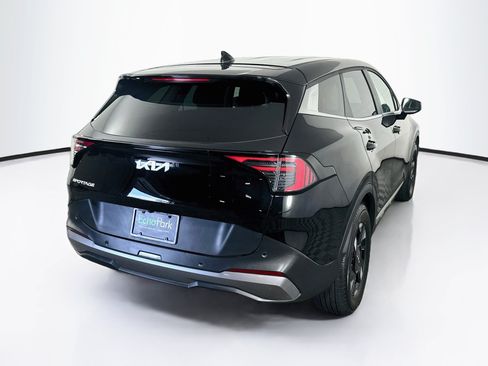 Used 2026 Kia Sportage LX FWD image 9