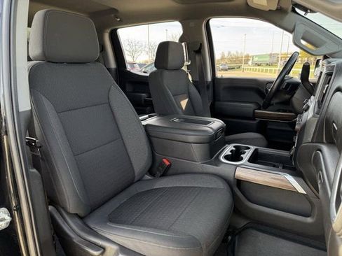 Used 2021 Chevrolet Silverado 1500 RST image 30