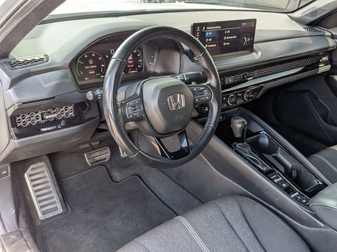 Used 2024 Honda Accord Sport image 31