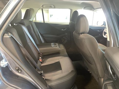 Used 2024 Subaru Outback Premium AWD/4WD image 19