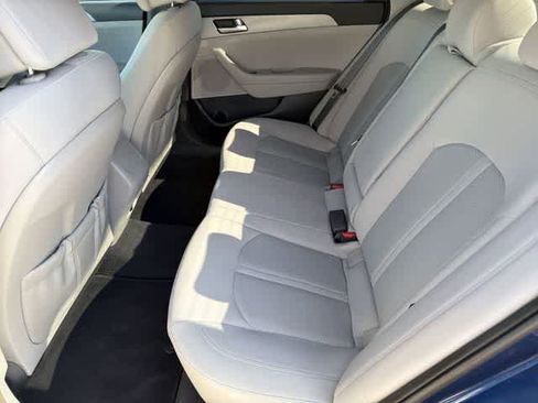 Used 2016 Hyundai Sonata SE image 16