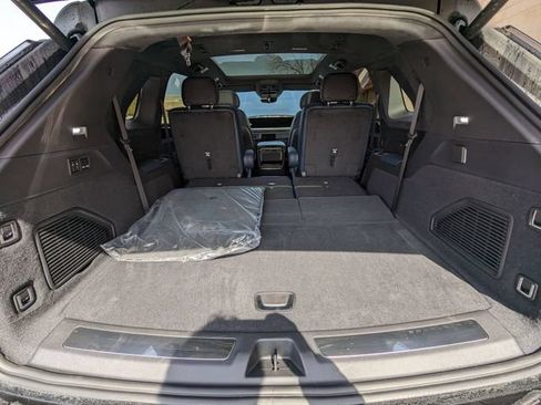Used 2025 Cadillac Escalade IQ Sport 2 w/ LPO, ONYX Package AWD/4WD image 21