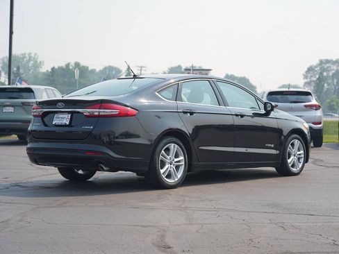 Used 2018 Ford Fusion S FWD image 3
