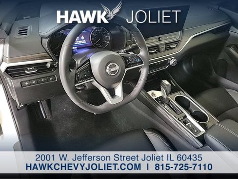 Used 2025 Nissan Altima 2.5 SL AWD/4WD image 13
