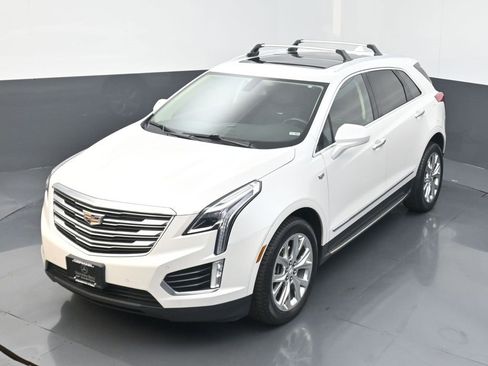 Used 2018 Cadillac XT5 Luxury w/ LPO, Sport Package image 7