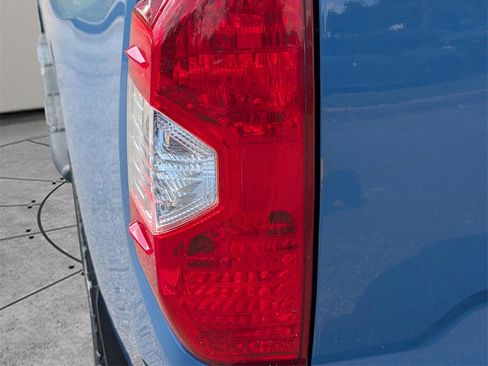 Used 2021 Toyota Tundra SR5 w/ SR5 Leather Package image 12