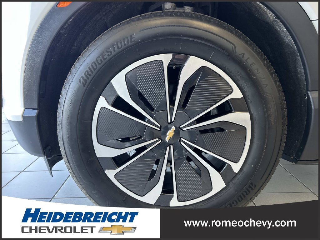 Used 2024 Chevrolet Blazer EV LT AWD/4WD image 7