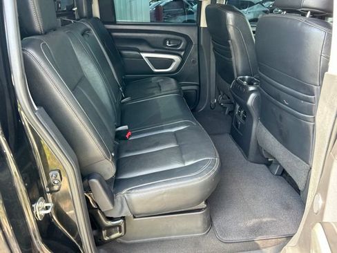 Used 2017 Nissan Titan SL AWD/4WD image 41