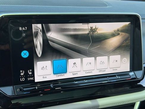 New 2026 Volkswagen Atlas Cross Sport SEL Premium R-Line image 25