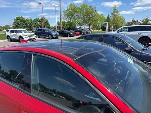 Used 2018 Kia Stinger GT2 AWD/4WD image 4