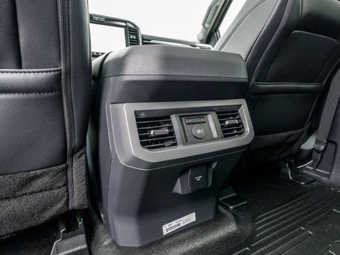 New 2026 Ford F250 Lariat w/ Black Appearance Package AWD/4WD image 17