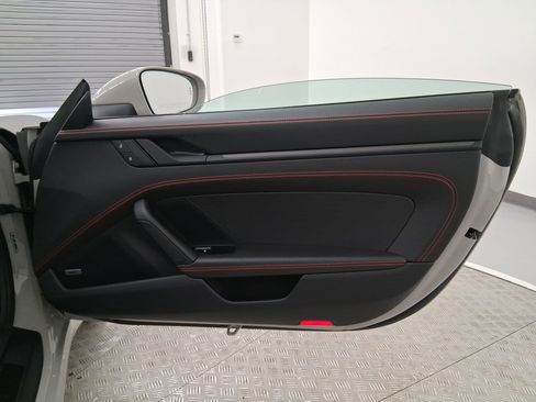 Used 2022 Porsche 911 Targa 4 GTS image 31