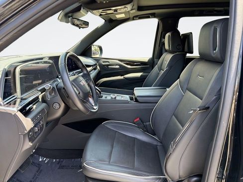 Certified 2023 Cadillac Escalade Sport AWD/4WD image 22