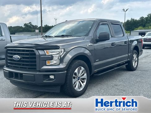 Used 2017 Ford F150 XL w/ Equipment Group 101A Mid RWD image 1