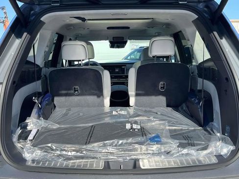 New 2026 Hyundai Palisade Calligraphy FWD image 18
