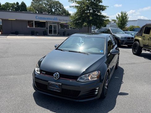 Used 2015 Volkswagen GTI S FWD image 3