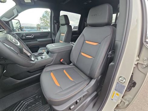 New 2026 GMC Sierra 3500 AT4 w/ AT4 Premium Plus Package AWD/4WD image 17