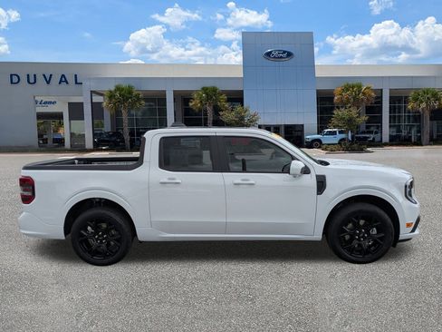 New 2025 Ford Maverick Lobo image 2